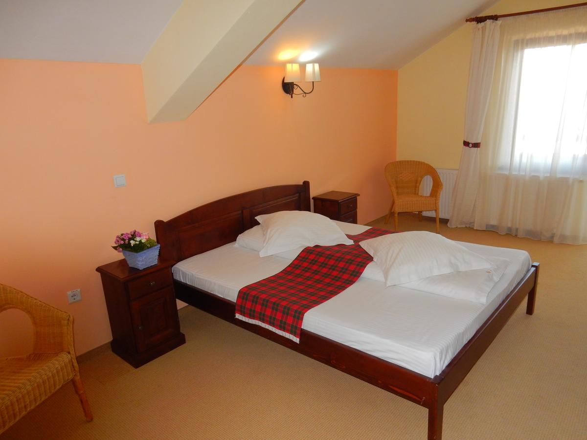 Гостевой дом Pensiunea Marmot Residence Бран-22