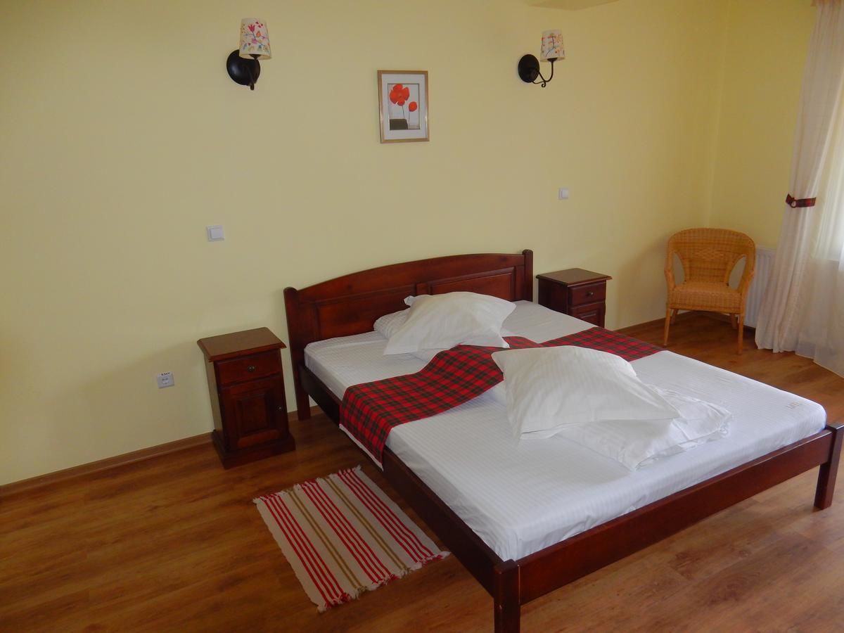 Гостевой дом Pensiunea Marmot Residence Бран-29